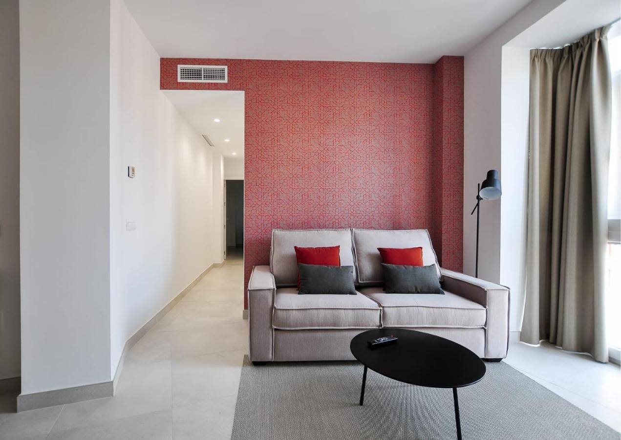 Capuchinos Cathedral Apartments Малага Екстериор снимка