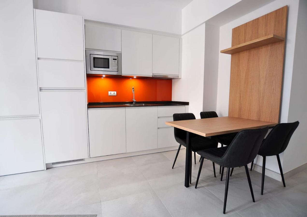 Capuchinos Cathedral Apartments Малага Екстериор снимка